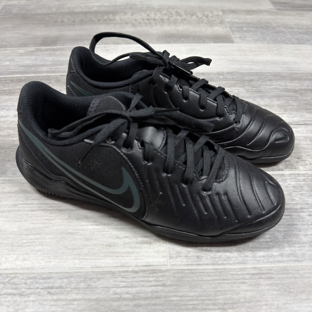 Nike Legend 10 Club IC Soccer Shoes Men 6 Black DV4343-002 Indoor Futsal‎ Cleats
